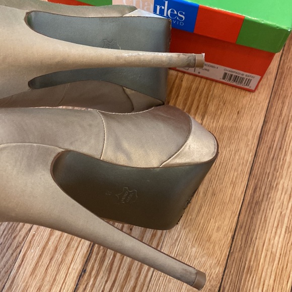 Charles David Pure pump - champagne satin - Picture 5 of 5